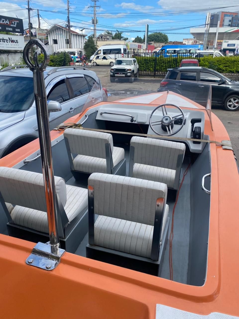 Bateau de 4,80 m type Speed boat